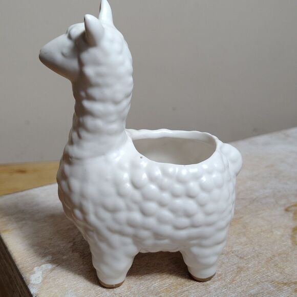 Happy Lama Ceramic Succulent Planter. C8 - Picture 3 of 5